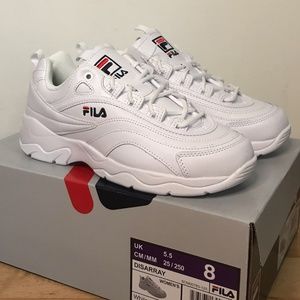 BRAND NEW Fila Disarray White Size 8